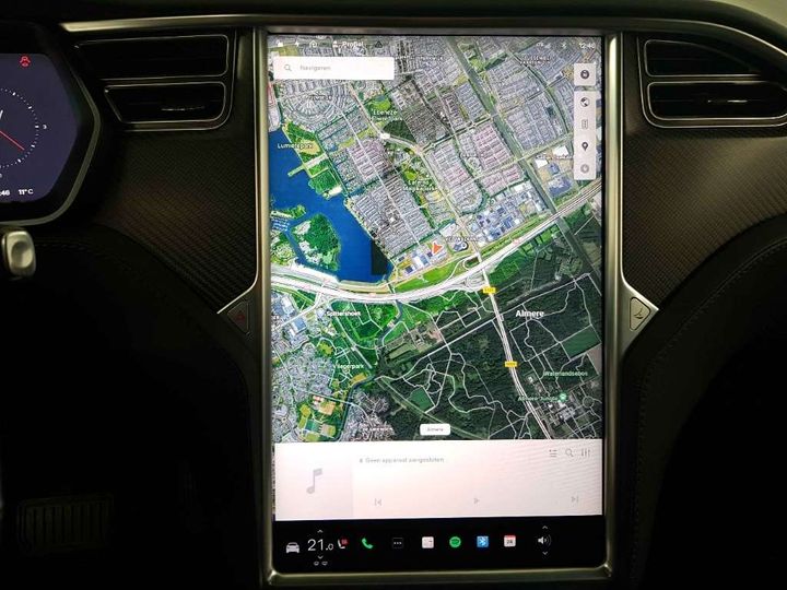 Photo 14 VIN: 5YJXCCE26JF093899 - TESLA MODEL X 