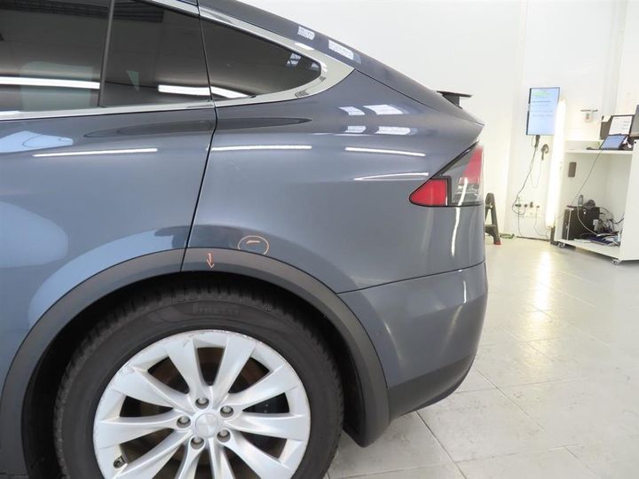 Photo 24 VIN: 5YJXCCE26KF183992 - TESLA MODEL X 