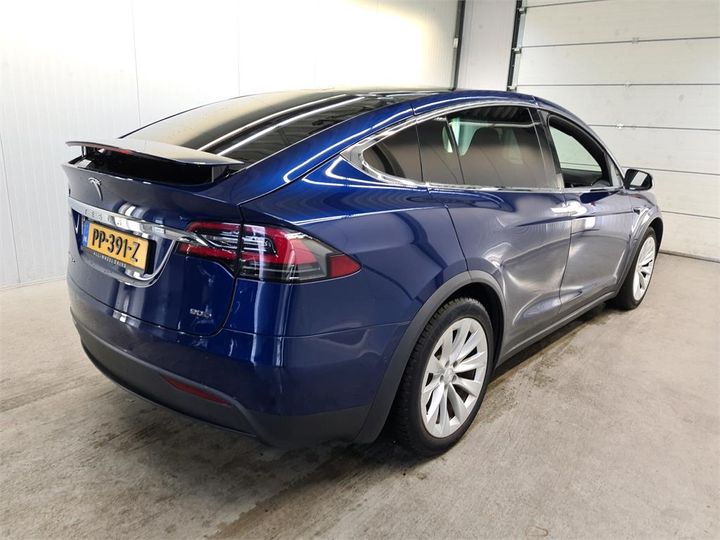 Photo 4 VIN: 5YJXCCE27HF055995 - TESLA X 