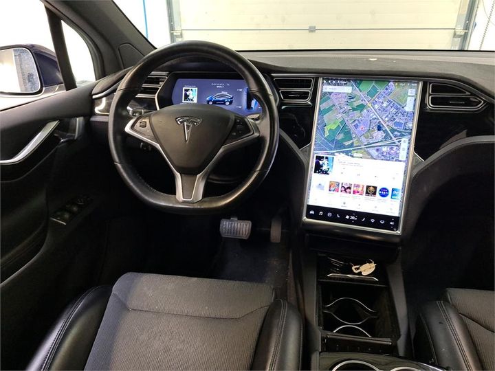 Photo 6 VIN: 5YJXCCE27HF055995 - TESLA X 