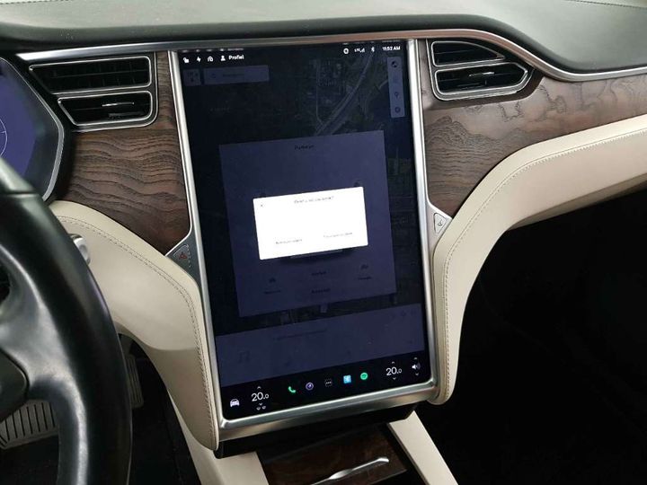 Photo 9 VIN: 5YJXCCE27HF065359 - TESLA MODEL X 