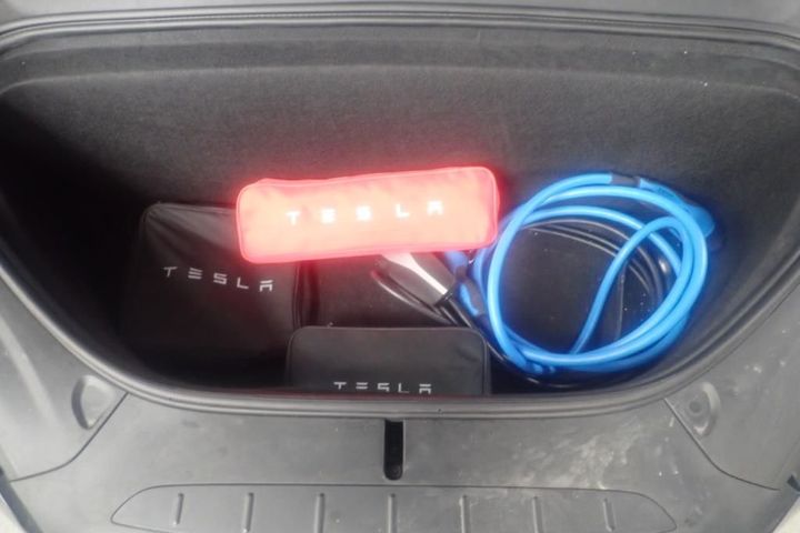 Photo 10 VIN: 5YJXCCE27KF162360 - TESLA MODEL X 