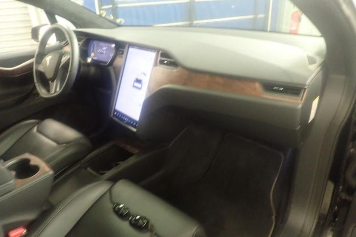 Photo 4 VIN: 5YJXCCE27KF162360 - TESLA MODEL X 