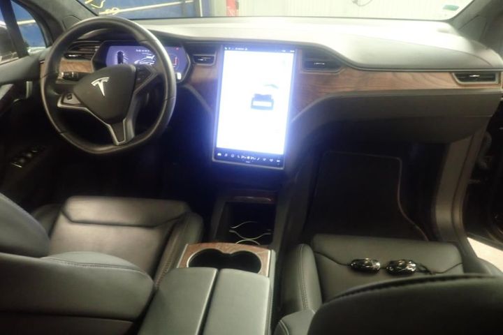 Photo 6 VIN: 5YJXCCE27KF162360 - TESLA MODEL X 