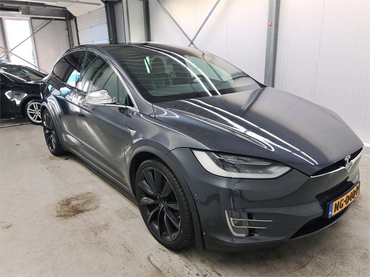 Photo 2 VIN: 5YJXCCE28GF028724 - TESLA X 