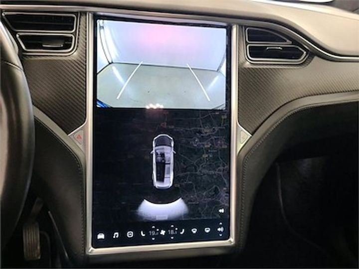 Photo 11 VIN: 5YJXCCE28HF038476 - TESLA MODEL X 