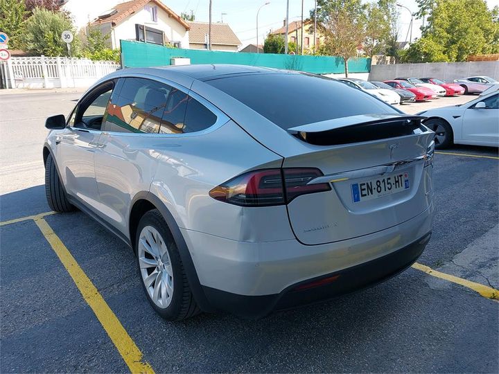 Photo 3 VIN: 5YJXCCE28HF045945 - TESLA MODEL X 