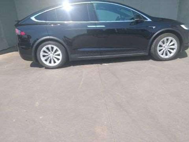 Photo 2 VIN: 5YJXCCE28JF093029 - TESLA MODEL X 