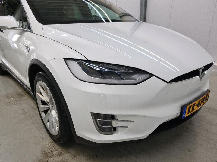 Photo 28 VIN: 5YJXCCE29GF012404 - TESLA X 