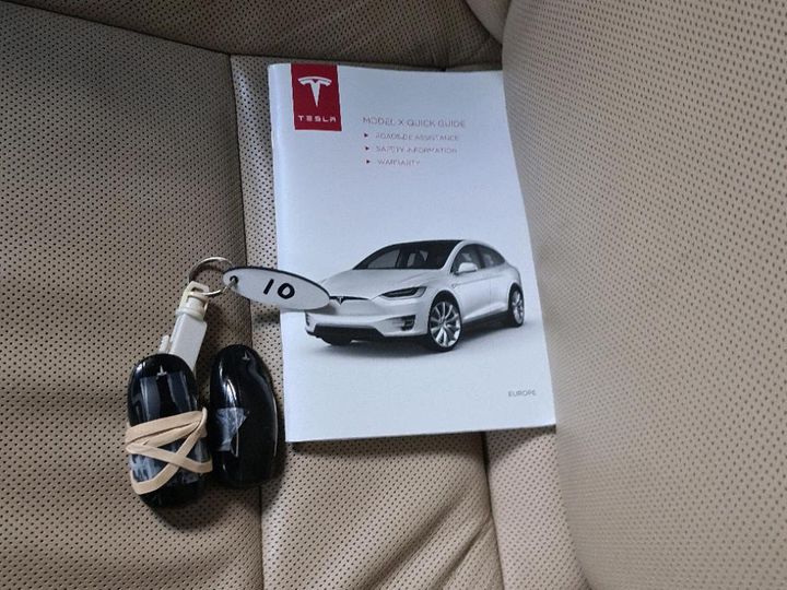 Photo 9 VIN: 5YJXCCE29GF012404 - TESLA X 