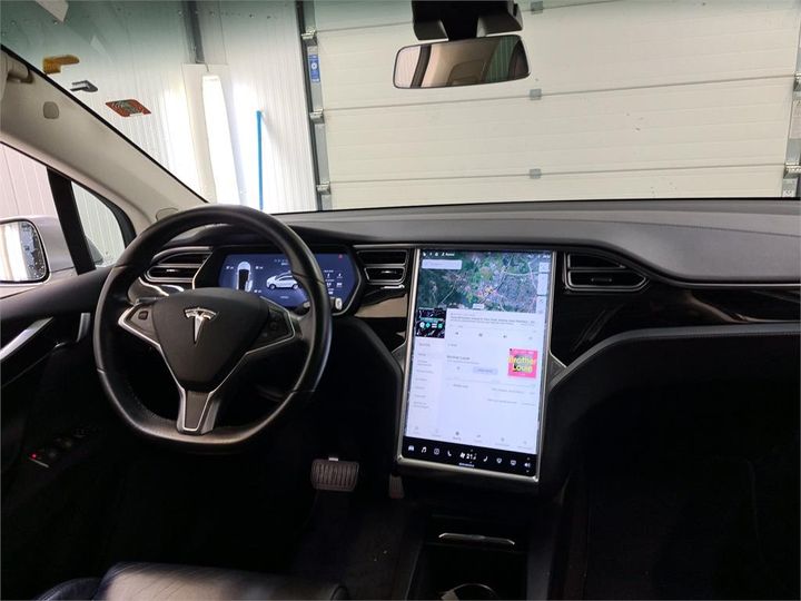 Photo 11 VIN: 5YJXCCE29GF014718 - TESLA X 