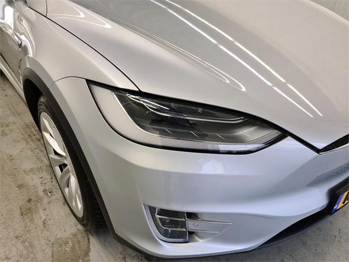 Photo 31 VIN: 5YJXCCE29GF014718 - TESLA X 