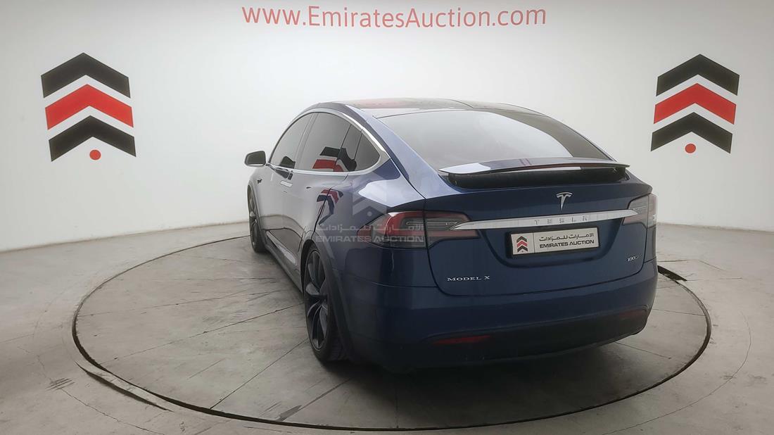 Photo 6 VIN: 5YJXCCE2XHF048989 - TESLA MODEL X 