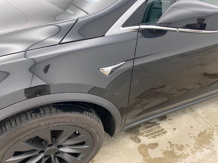 Photo 31 VIN: 5YJXCCE2XHF069387 - TESLA MODEL X SUV 