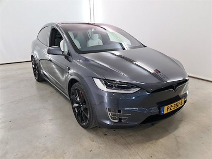 Photo 4 VIN: 5YJXCCE4XHF064210 - TESLA MODEL X 100KWH D LUDICROUS 