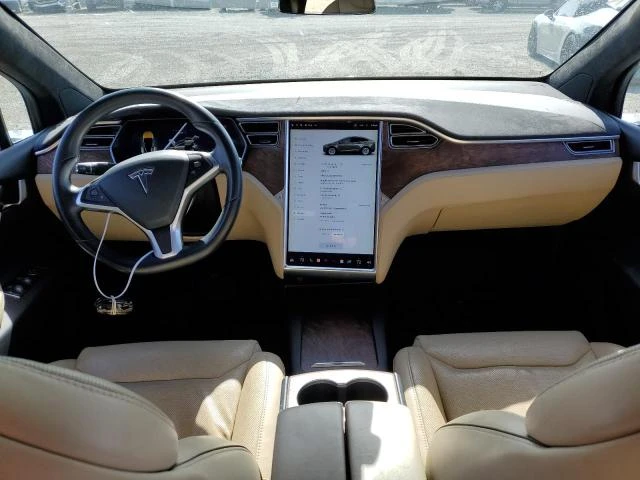 Photo 7 VIN: 5YJXCDE20GF026004 - TESLA MODEL X 