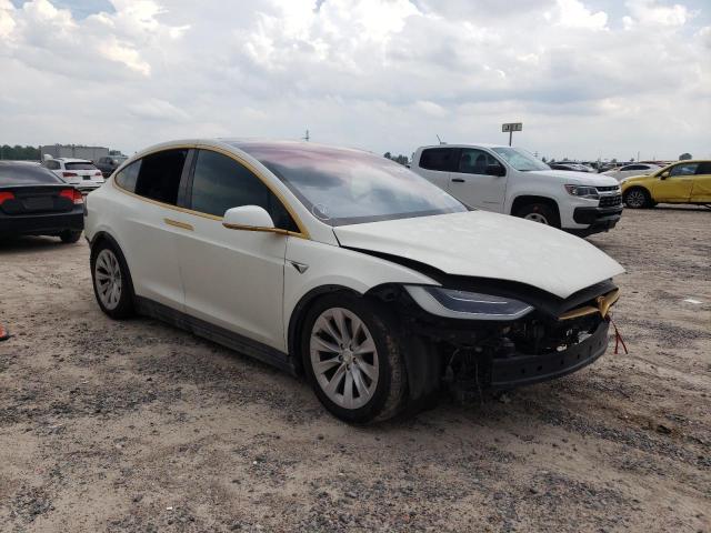 Photo 3 VIN: 5YJXCDE20HF031558 - TESLA MODEL X 