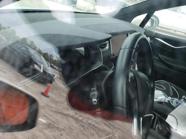 Photo 8 VIN: 5YJXCDE20HF031558 - TESLA MODEL X 