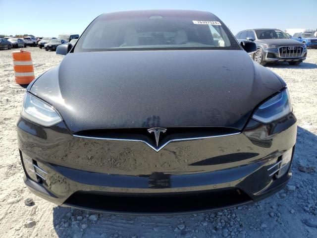 Photo 4 VIN: 5YJXCDE20HF059151 - TESLA MODEL X 