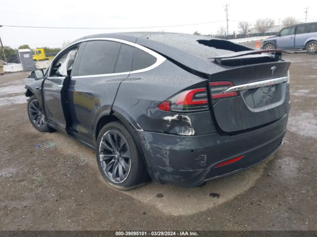 Photo 2 VIN: 5YJXCDE21JF140245 - TESLA MODEL X 