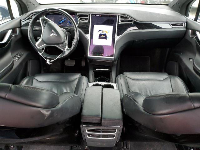 Photo 7 VIN: 5YJXCDE22GF026585 - TESLA MODEL X 