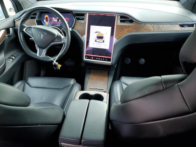 Photo 7 VIN: 5YJXCDE22HF068322 - TESLA MODEL X 