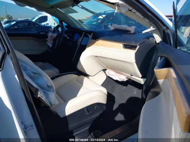 Photo 4 VIN: 5YJXCDE22JF104211 - TESLA MODEL X 