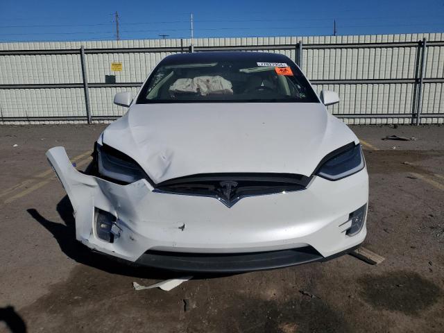 Photo 4 VIN: 5YJXCDE22JF121901 - TESLA MODEL X 