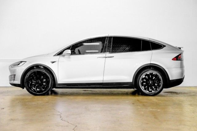 Photo 7 VIN: 5YJXCDE23GF034159 - TESLA MODEL X 