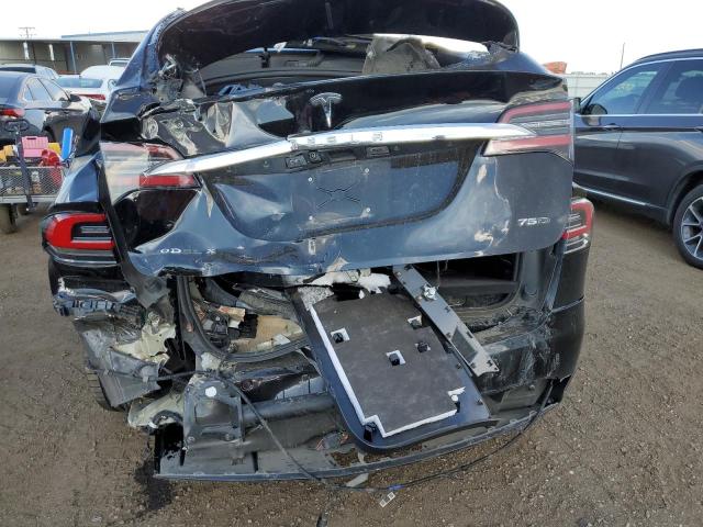 Photo 8 VIN: 5YJXCDE23HF065493 - TESLA MODEL X 