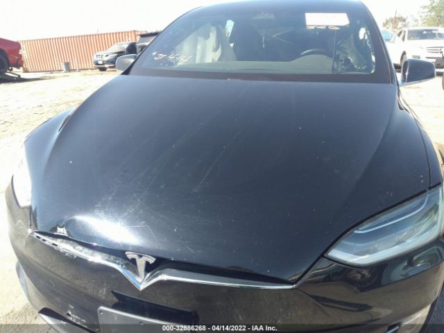 Photo 9 VIN: 5YJXCDE23JF127318 - TESLA MODEL X 