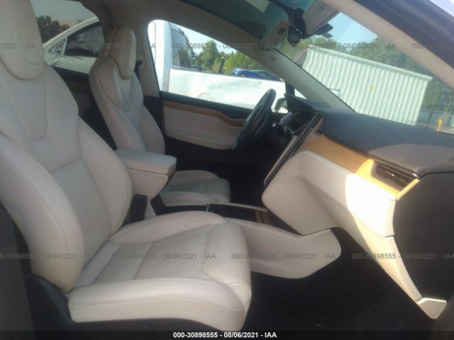 Photo 4 VIN: 5YJXCDE23JF141493 - TESLA MODEL X 