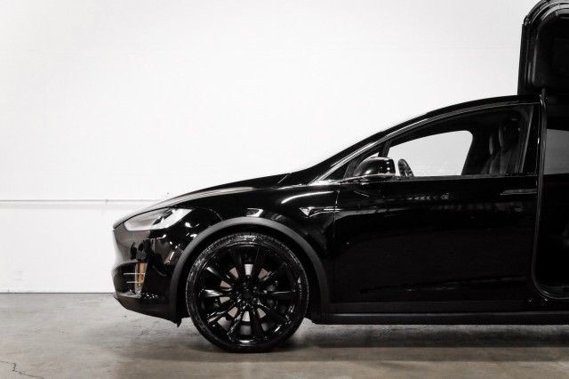 Photo 9 VIN: 5YJXCDE23LF271809 - TESLA MODEL X 