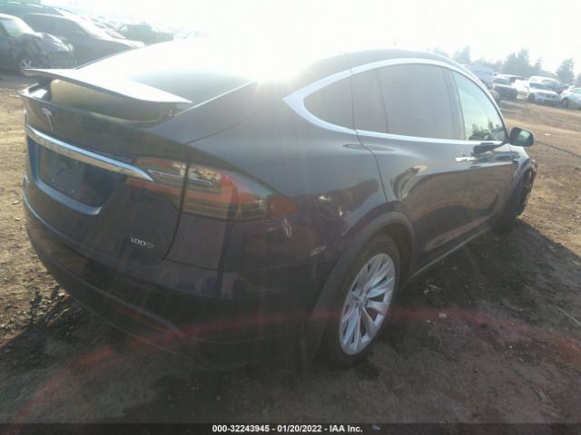 Photo 3 VIN: 5YJXCDE24HF063767 - TESLA MODEL X 