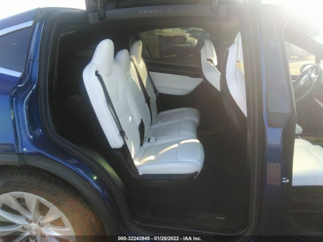 Photo 7 VIN: 5YJXCDE24HF063767 - TESLA MODEL X 