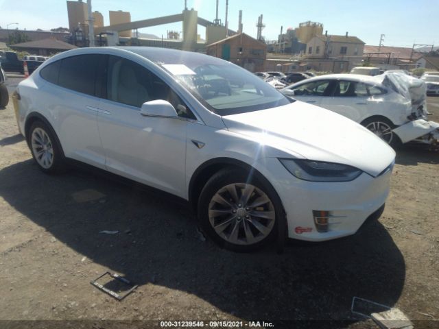 Photo 0 VIN: 5YJXCDE24HF066586 - TESLA MODEL X 