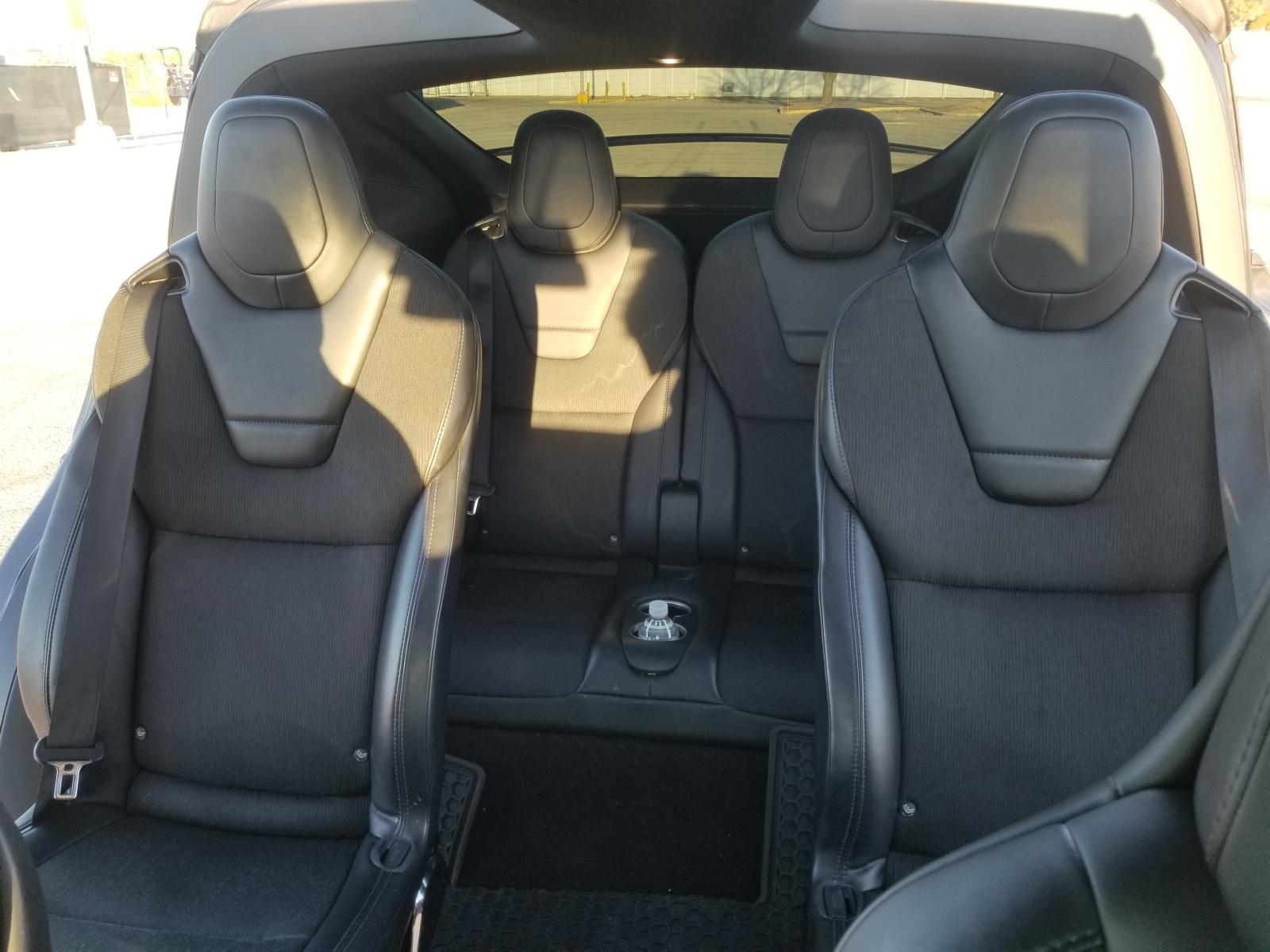 Photo 8 VIN: 5YJXCDE24JF090537 - TESLA MODEL X 