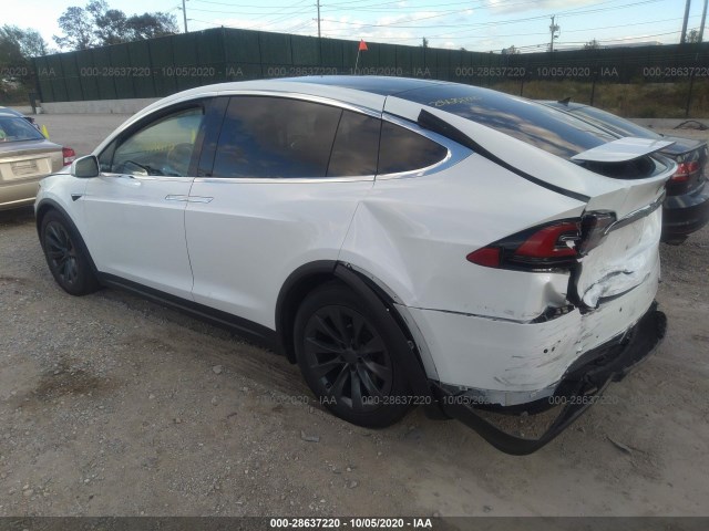 Photo 2 VIN: 5YJXCDE25HF041731 - TESLA MODEL X 