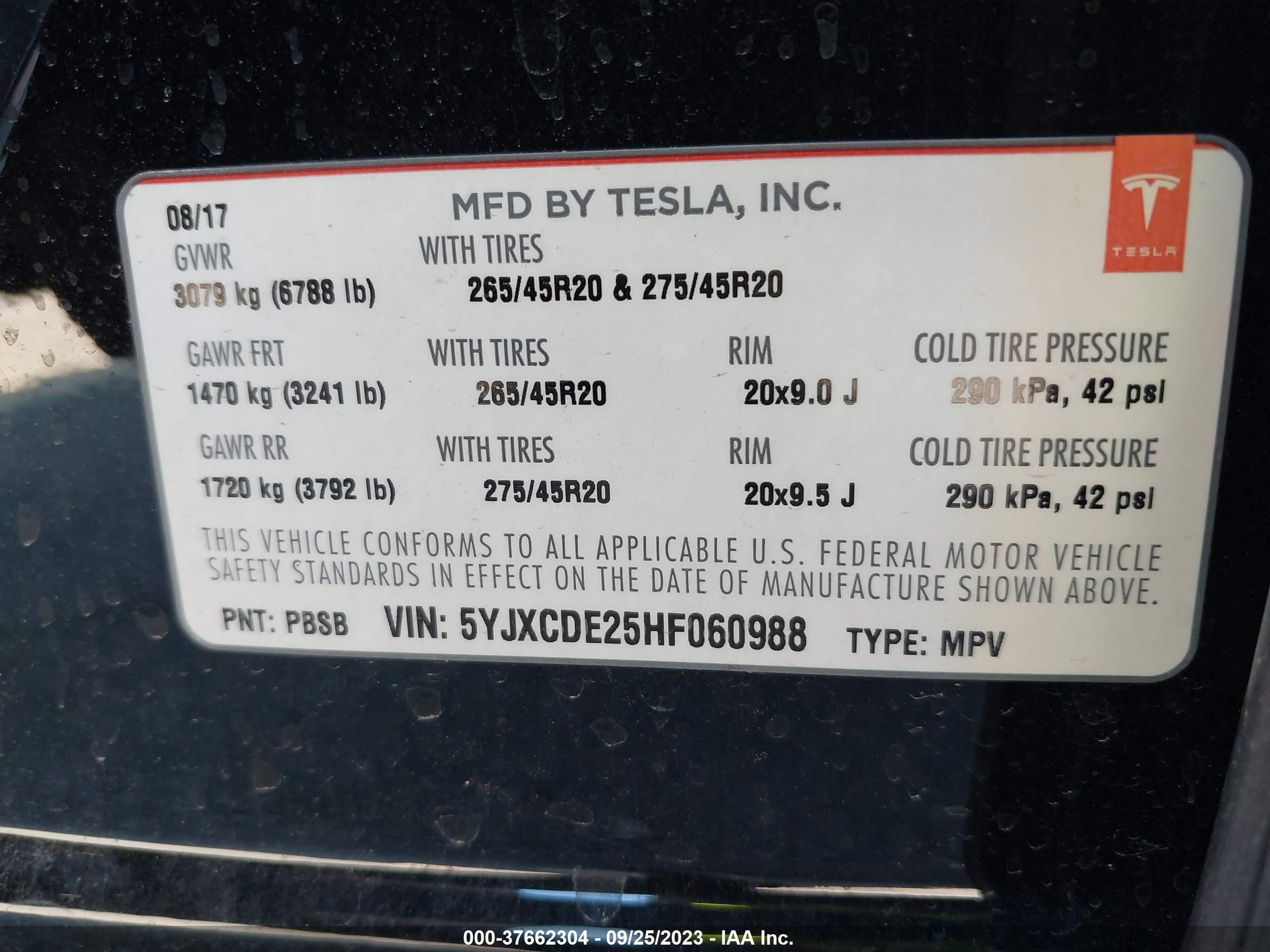 Photo 8 VIN: 5YJXCDE25HF060988 - TESLA MODEL X 