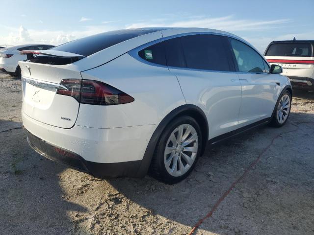 Photo 2 VIN: 5YJXCDE25JF113209 - TESLA MODEL X 