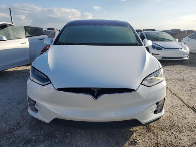 Photo 4 VIN: 5YJXCDE25JF113209 - TESLA MODEL X 