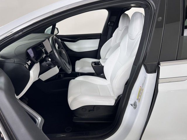 Photo 8 VIN: 5YJXCDE25JF124484 - TESLA MODEL X 