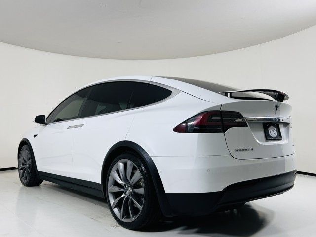 Photo 2 VIN: 5YJXCDE25JF124484 - TESLA MODEL X 