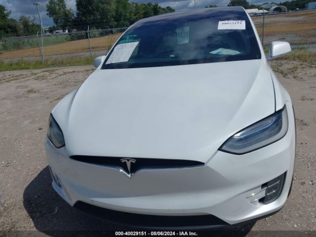 Photo 9 VIN: 5YJXCDE25KF189899 - TESLA MODEL X 