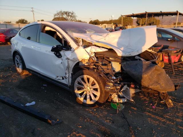 Photo 3 VIN: 5YJXCDE25LF301599 - TESLA MODEL X 