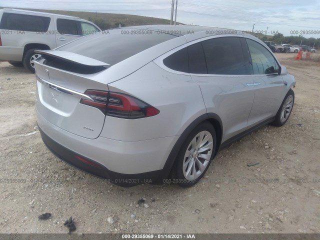 Photo 3 VIN: 5YJXCDE26JF088210 - TESLA MODEL X 