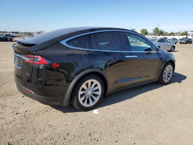 Photo 2 VIN: 5YJXCDE26JF104647 - TESLA MODEL X 