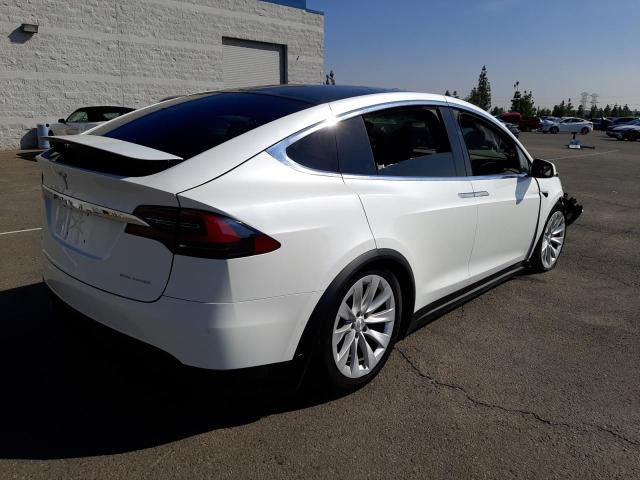 Photo 3 VIN: 5YJXCDE26LF238089 - TESLA MODEL X 