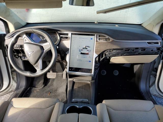 Photo 7 VIN: 5YJXCDE27GF030146 - TESLA MODEL X 