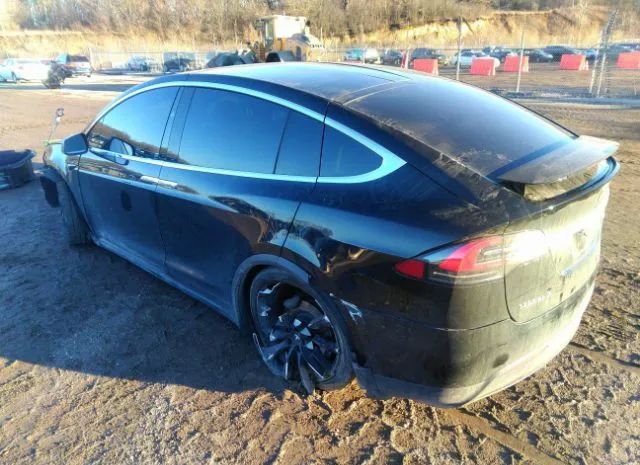 Photo 2 VIN: 5YJXCDE27HF026633 - TESLA MODEL X 